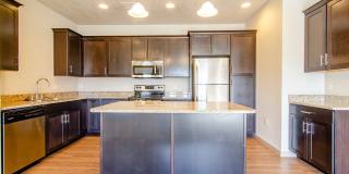 Red Tail Apartments Gallery 23