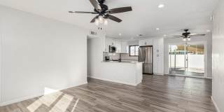 Beautiful 4 Bedroom Home Near Old Town Scottsdale & ASU Gallery 7