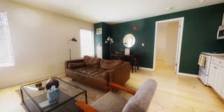 40 Boylston St Gallery 19