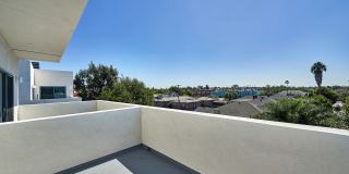 2600 S Catalina Street - Co-Living Gallery 25