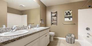 La Verne Village Luxury Apartment Homes Gallery 43