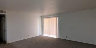 5321 River Glen Drive Gallery 3