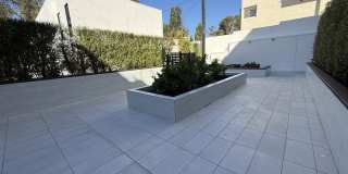 505 S Barrington Ave unit: 106 Gallery 19