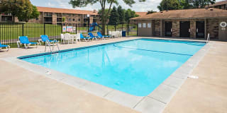 The Woods of Burnsville Gallery 38