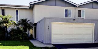 Updated, 3 bedroom 2.5 bath townhouse located in the Newport Riviera Community Gallery 1