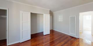 Adams Apartments...Gorgeous Newly Remodeled One Bedroom..Great Location! Gallery 6