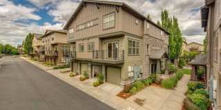 Beautiful 3 bedroom 2 bathroom Townhome! Beautiful 3 bedroom 2 bathroom Townhome! Gallery 1