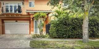 403 SW 12th Ct Gallery 1