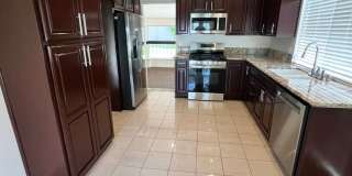 Camarillo - Four bedroom, 2.5 bathroom, plus loft Gallery 27