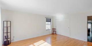 6405 Liberty Avenue Gallery 15