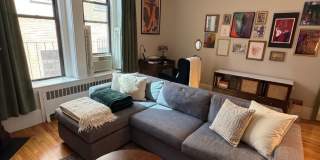 Classic Back Bay Apartment with Roof Top Views Gallery 1