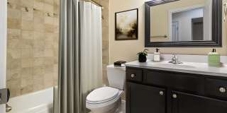 Olde Towne In Kenwood Gallery 10