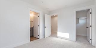 BRAND NEW 3 bed 3.5 bath townhouse Gallery 20