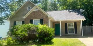 3 bed / 2 bath home ~ Just minutes from Harbison Blvd. Available August 18, 2025. Gallery 1