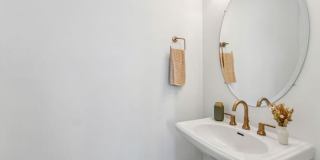 5015 Grayton Alley Gallery 37