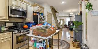 139 DAVIS Street Gallery 8