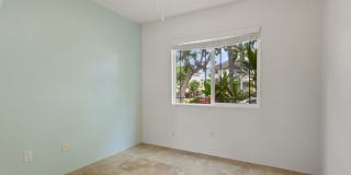 Spacious 4BD/3BA Ewa Beach Home | Solar PV Panels, 2-Car Garage & Big Yard | Pet Friendly Gallery 13