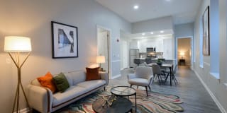 Bradlee Danvers Gallery 8