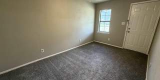 2010 TAFT BOULEVARD Gallery 1