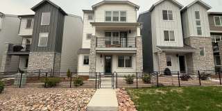 Beautiful 2024-Built 4 Bedroom, 4 Bathroom Home with Pikes Peak Views off Interquest!!! Gallery 5