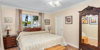 70 Bay Colony Ln Gallery 78