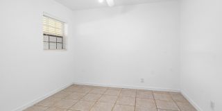 2100 NE 4th Avenue Gallery 15