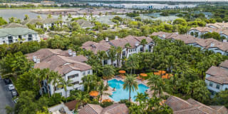 AMLI Toscana Place Gallery 1