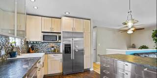 AMAZING 5 Bed 2 Bath Single Family Home in South Boulder! Gallery 11