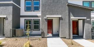 Beautiful New 3 Bed / 2.5 Bath Townhome 89178 Gallery 1