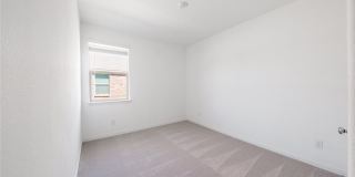 340 Wentworth Drive Gallery 13