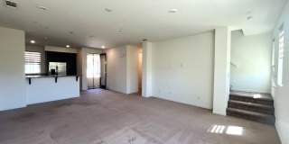 2 bed, 2.5 bath located in Corona, CA! Gallery 12