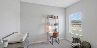 Like-new 4BR/3BA home in desirable St. Clair Place! Gallery 30