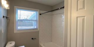 3 Bedroom Beautifully updated Ranch Gallery 30