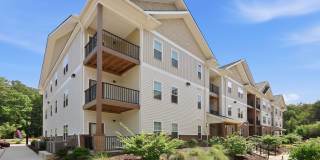 Pine Reserve Apartments Gallery 5