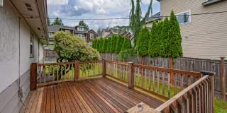 Cozy 2-bedroom 2 bath house in Redmond- Offering a 6-month lease. Gallery 22