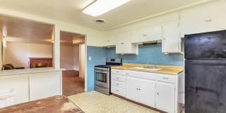 1220 Binford Street Gallery 8