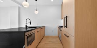 139-1 CHRISTOPHER COLUMBUS DR Gallery 8