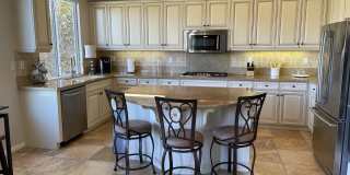 60189 Poinsettia Place Gallery 8