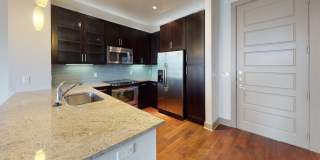L2 Uptown Gallery 30