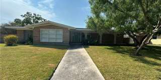 301 Bermuda Place Gallery 1