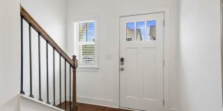 Stylish Home with Luxury Finishes Stylish Home with Luxury Finishes Gallery 11