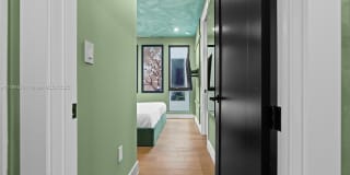 410 NW 52nd St Gallery 18