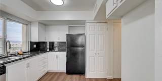 205 E Harmon Avenue Gallery 22