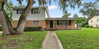 436 SATURN Lane W Gallery 1