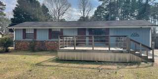 693 Bluebird Dr. SE Gallery 1