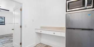180 SW 63rd Ave Gallery 5