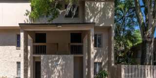 7505 PITCH PINE Circle Gallery 1