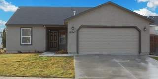 Beautiful Caldwell home Gallery 1