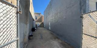 1933-35 N PALETHORP Street Gallery 21
