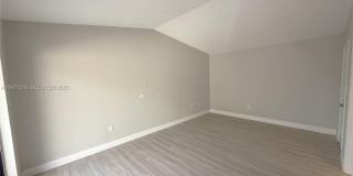 1439 Captains Walk Gallery 13